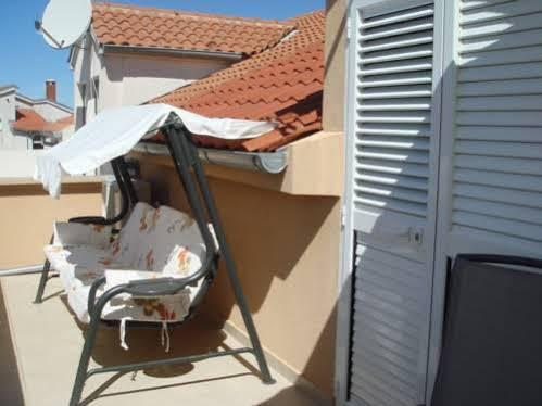 Apartments Domuzin Biograd Na Moru Esterno foto